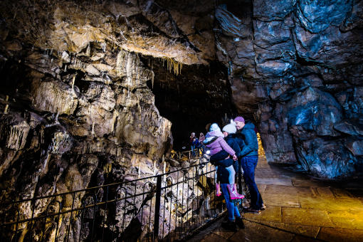 Poole’s Cavern