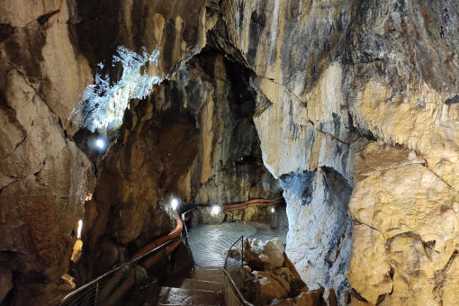 Treak Cliff Cavern